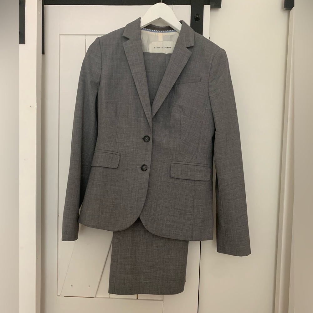 Banana Republic Martin Fit Wool Gray Pant Suit